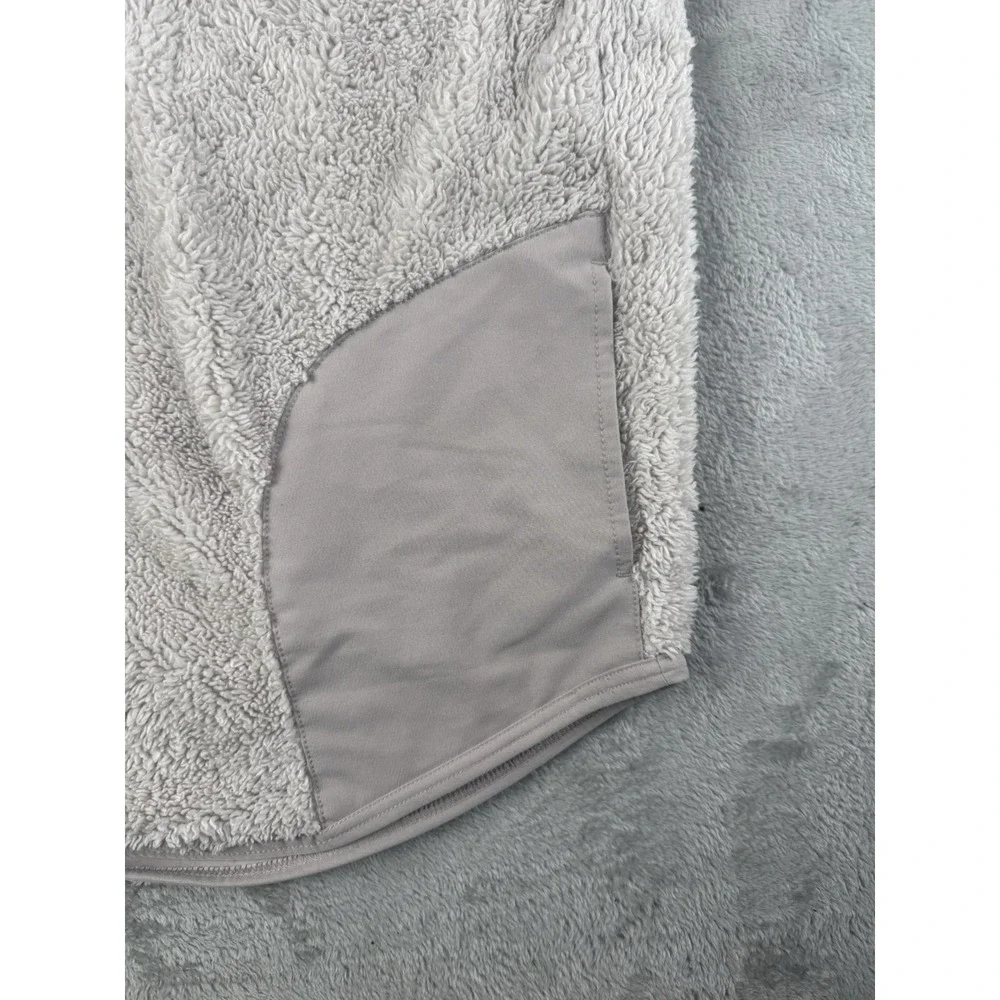 Nike Sweater Womens Medium Cream Sherpa Therma Fleece Training High Neck Ladies